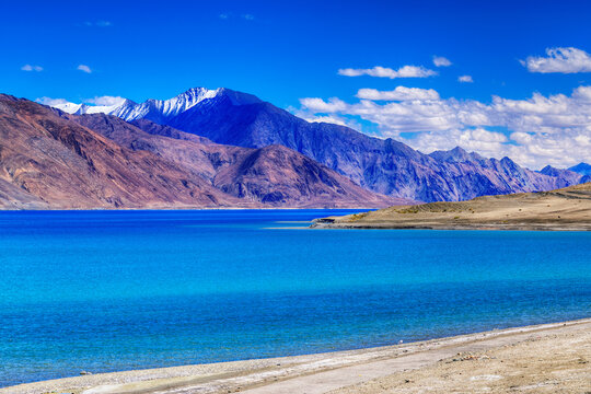 Top amazing places to visit in Leh & Ladakh